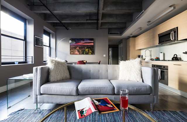 Shades of Grey, Plum Guide home in Los Angeles