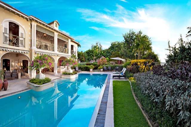 Lost In The Blue, Plum Guide home in Barbados