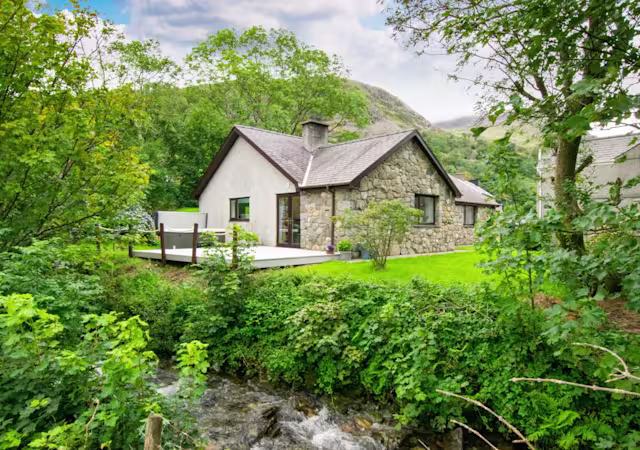 Halo of Green, Plum Guide home in Snowdonia