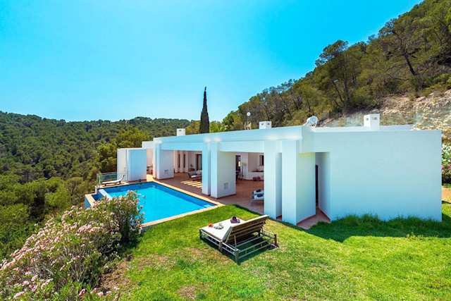 Another Point of View, Plum Guide home in Ibiza