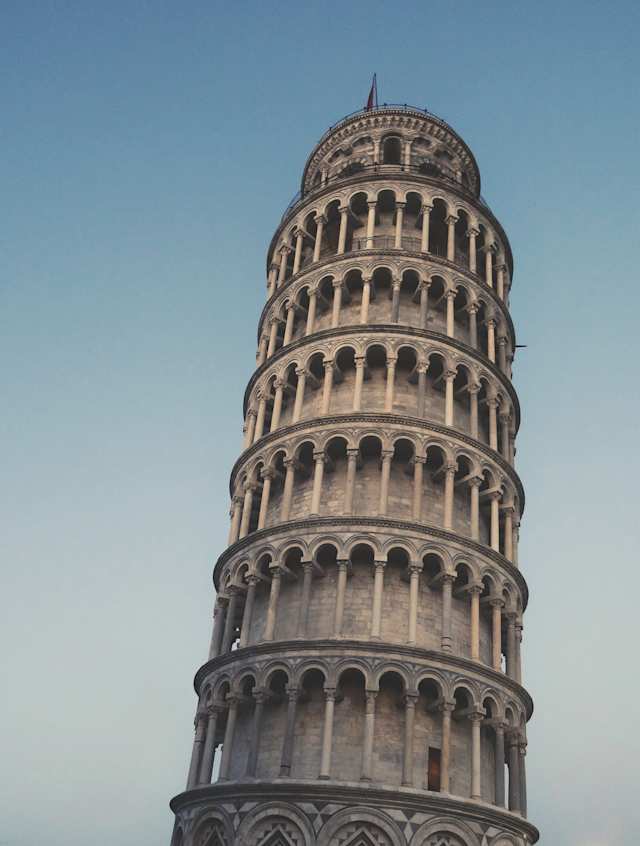 The leaning tower of Pisa, Tuscany, Italy