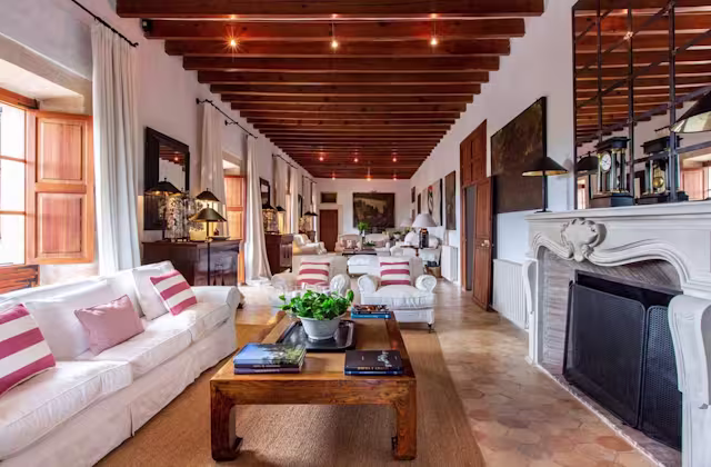 Slow Sunrise, Plum Guide home in Majorca