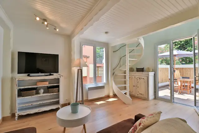 Oh, When the Saints, Plum Guide home in the French Riviera