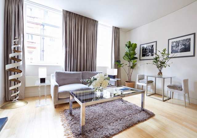The Maddox Deluxe, Plum Guide home in London