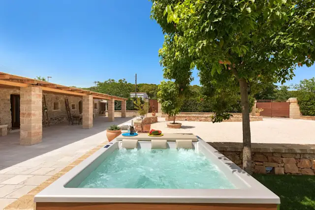 Palms & Olives, Plum Guide home in Apulia, Tuscany