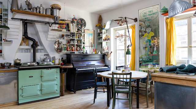 The Adaptable House, Plum Guide home in London