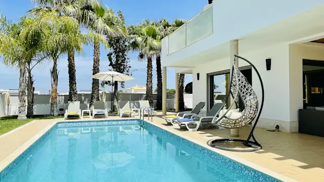 Palmeira Breeze, Plum Guide home in Albufeira, Portugal