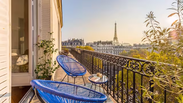 The Birdwatcher, Plum Guide home in Paris