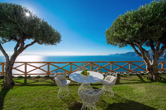 Cobalt Daydream, Plum Guide home on the Amalfi Coast