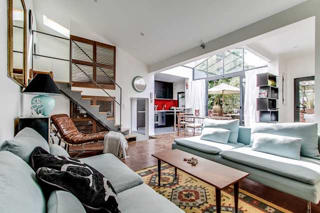 Parisian Havana Club, Plum Guide home in Paris, France