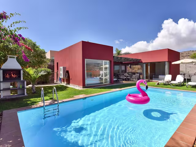 El Cubo Rojo, Plum Guide home in the Canary Islands