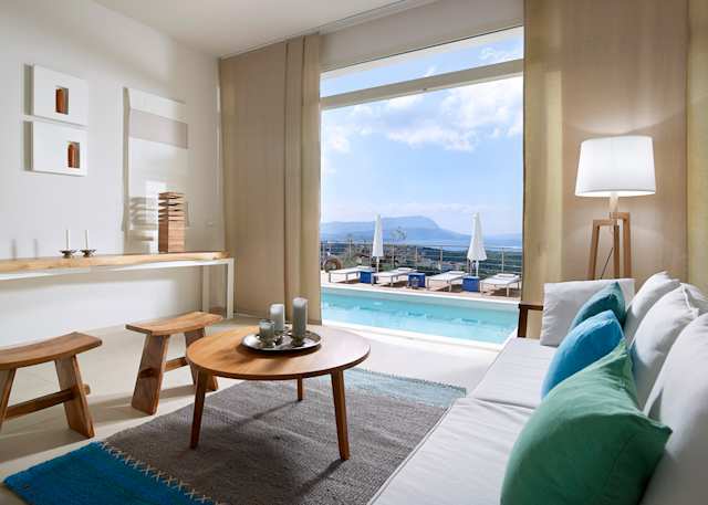 Good Things Come In Threes, Plum Guide home in Greece