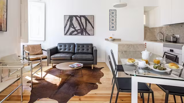 Helping Hands, Plum Guide home in Lisbon, Portugal