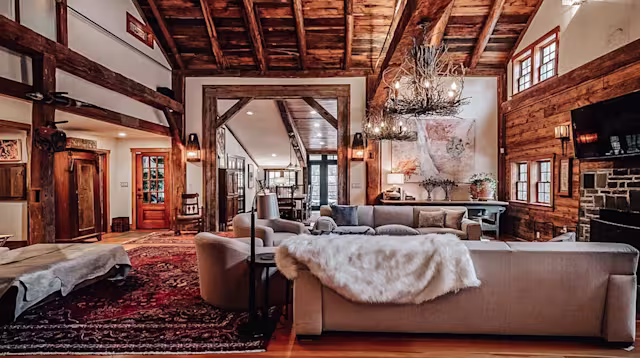 Sweetwater Hideaway, Plum Guide home in Upstate New York