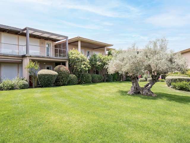 Powdery Sands, Plum Guide home in Corsica, France