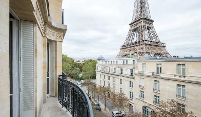 A Thousand Notes, a Plum Guide home in Paris