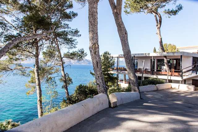 The Ledge, Plum Guide home in Majorca