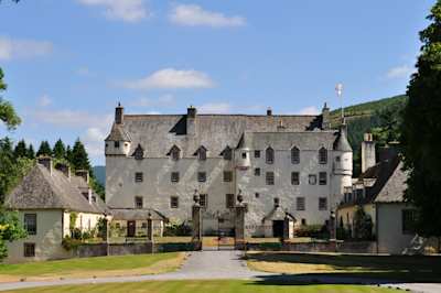 Traquair House, Innerleithen, Scottish Borders | Image by byb64 is licensed under CC BY-NC-SA 2.0