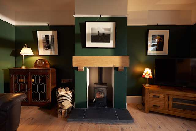 Woodview, Plum Guide home in the Cotswolds