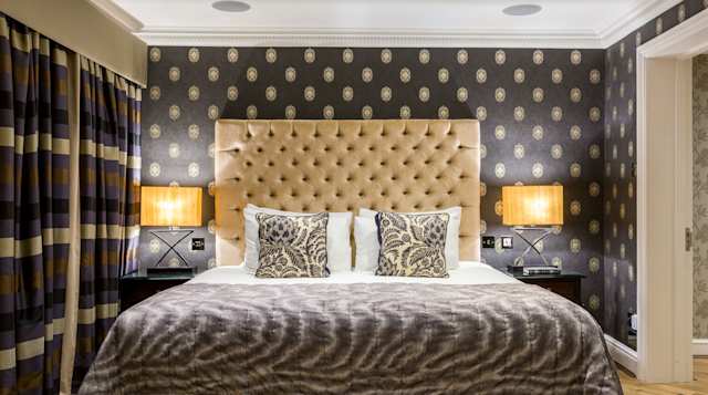 Fleming's Diamond, Plum Guide home in London