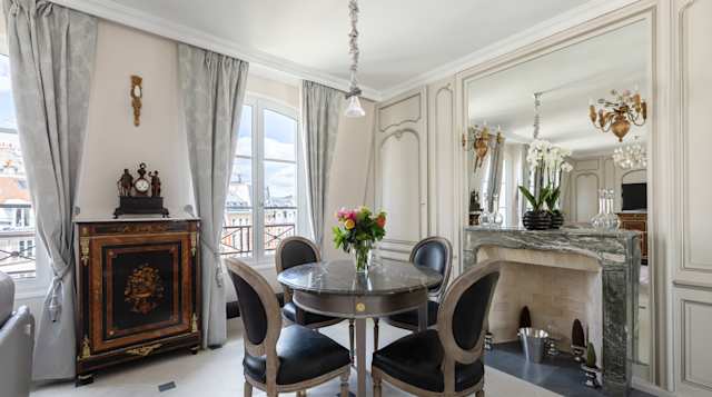 The Goldfinch, Plum Guide home in Paris