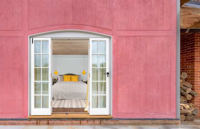 Suffolk Pink, Plum Guide home in Suffolk, England UK