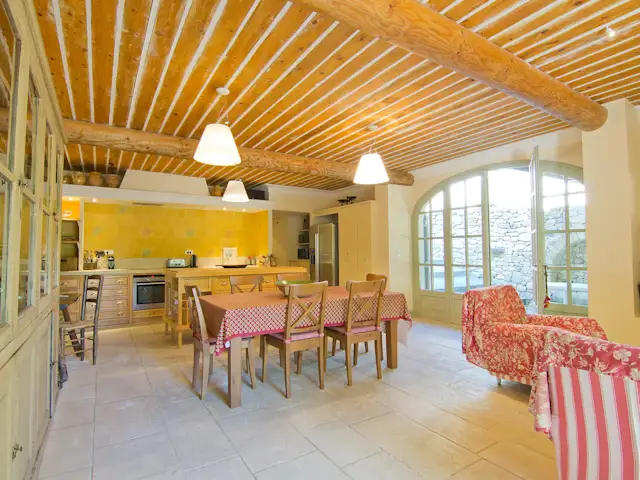 Provence Lavender, Plum Guide home the French Riviera