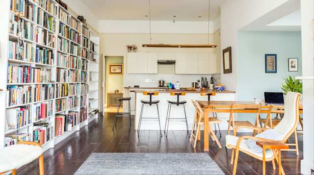 The Quiet Reader, Plum Guide home in London