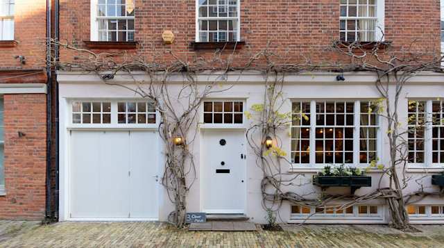 Chelsea Country House, Plum Guide home in London