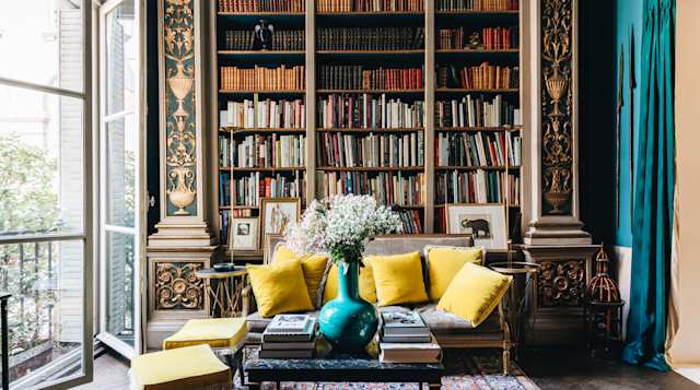 Home library in Maillol & Rodin, Plum Guide home in Paris
