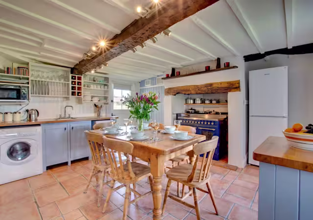 Between The Church Bells, Plum Guide home in Norfolk