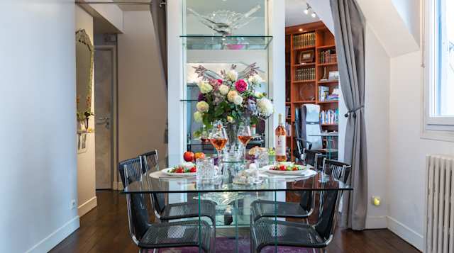 Lady Vista, Plum Guide home in Paris