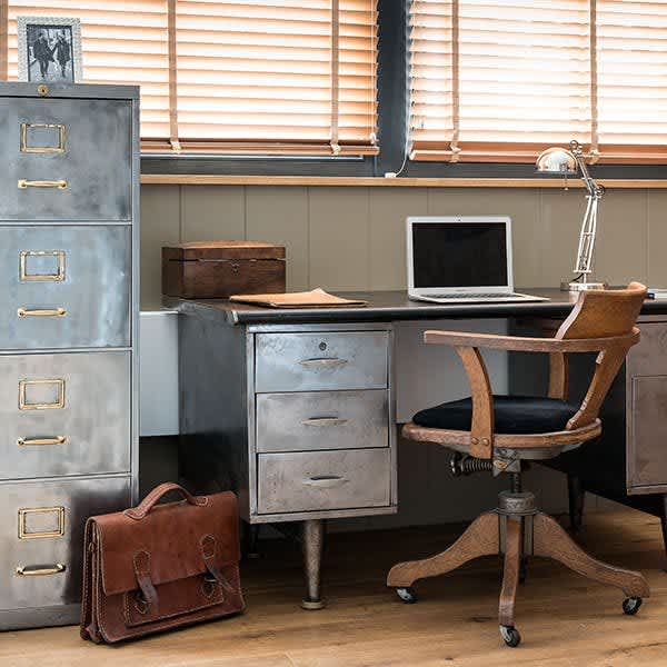 industrial workstation