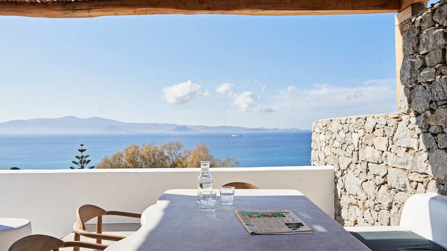 The Financial Times in a Plum Guide Home