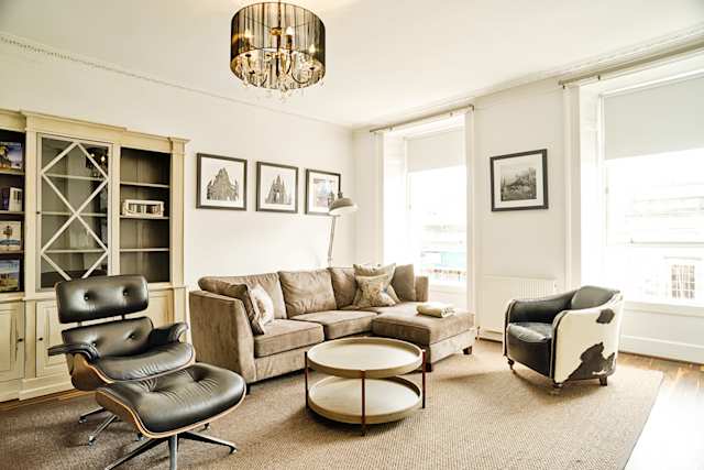 New Town Highlight, Plum Guide home in Edinburgh