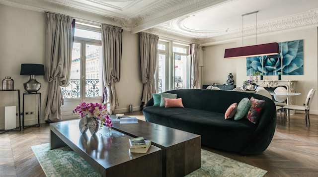 Ultra Violet, Plum Guide home in Paris