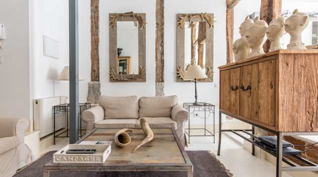 Antlerville, Plum Guide home in Madrid