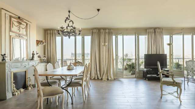 Boulevard de la Bastille, Plum Guide home in Paris