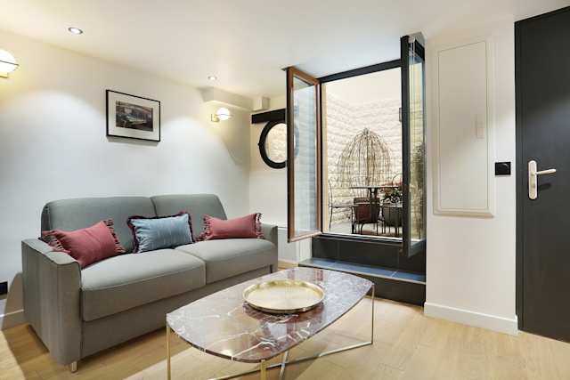 Boissy D'Anglas, Plum Guide home in Paris