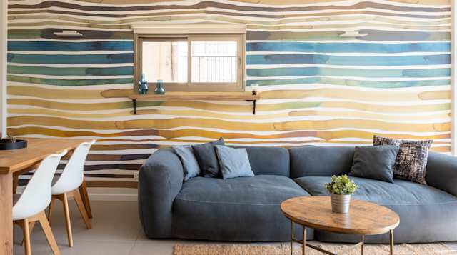 Double Rainbow, Plum Guide home in Tel Aviv