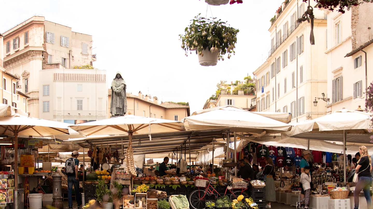 Food market in Rome