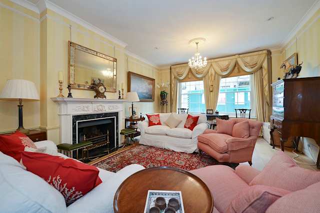 Opulent Living, Plum Guide home in Knightsbridge, London