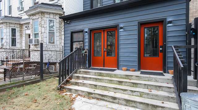 The Red House, Plum Guide home in New York