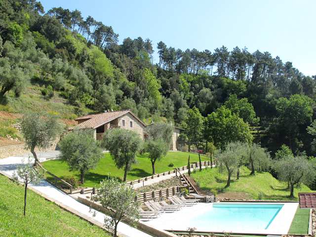 Lady of the Hills, Plum Guide home in Tuscany
