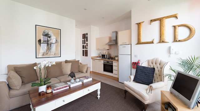 The Midnight Garden, Plum Guide home in London