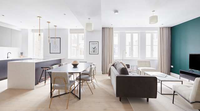 Peter the Knight, Plum Guide home in London