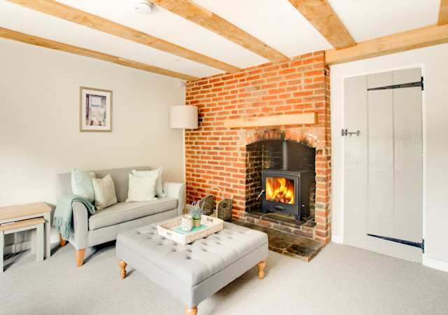 Dream Cottage, Plum Guide home in Suffolk, UK