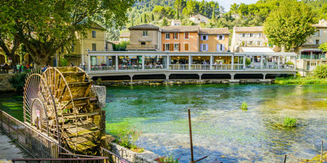 Fontaine-de-Vaucluse in Provence: What to See and Do - French Moments