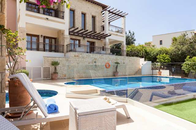 Casa Clay, Plum Guide home in Greece
