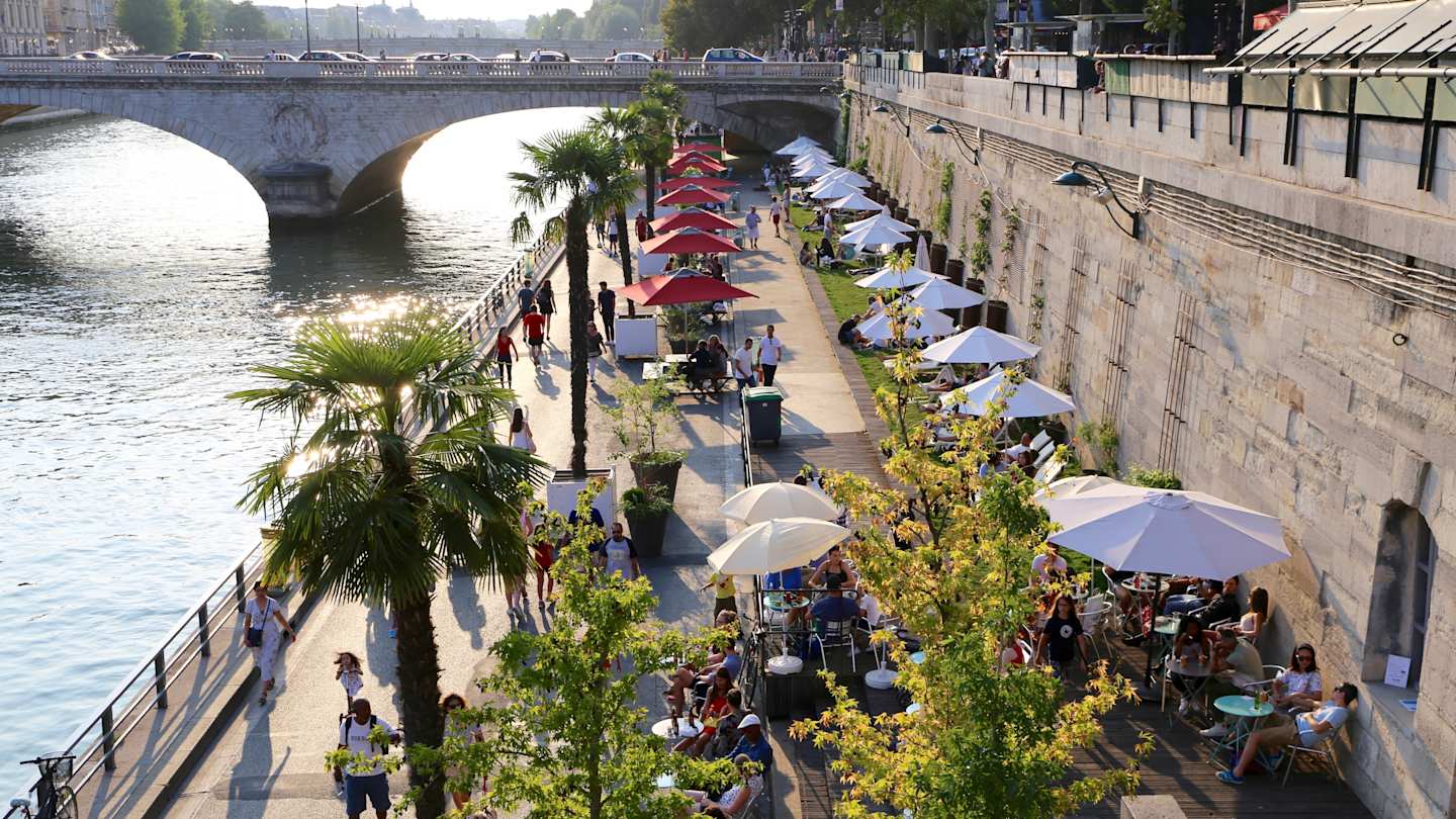 Quay on the banks of the River Seine, Paris, France